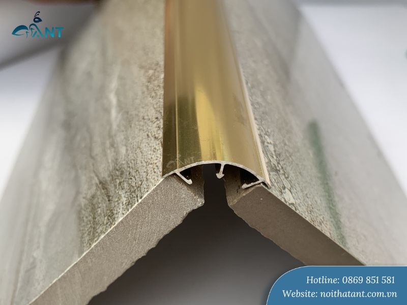 Nẹp góc ốp gạch nhôm OC12