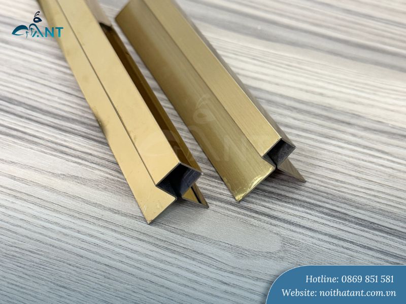 Nẹp góc vuông 2 cánh inox màu vàng gương & xước