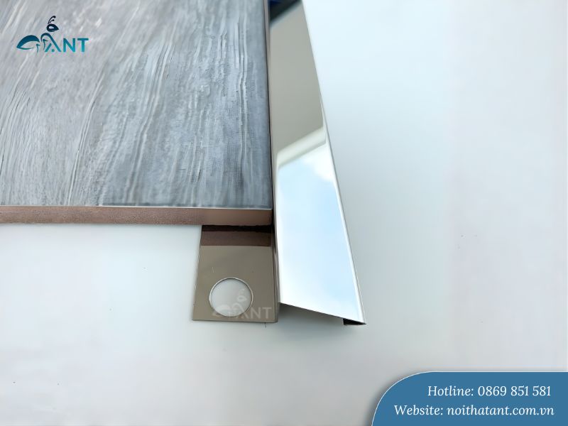 Nẹp inox chênh cốt sàn gạch