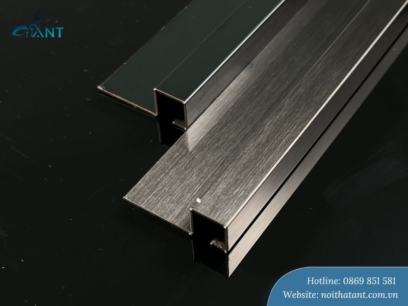 Nẹp inox ốp gạch góc vuông