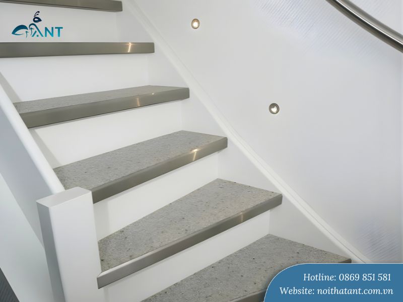 Ứng dụng nẹp inox màu trắng gương