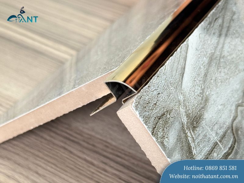 Nẹp inox góc tròn 2 cánh màu vàng gương