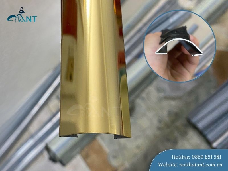 Nẹp sàn bán nguyệt inox tại ANT