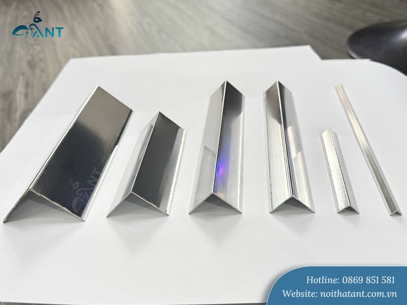 Ảnh nẹp V nhôm màu trắng (inox)