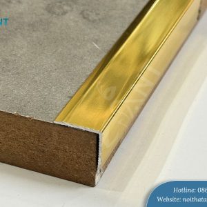 Nẹp nhôm V20 trang trí góc cạnh màu vàng bóng