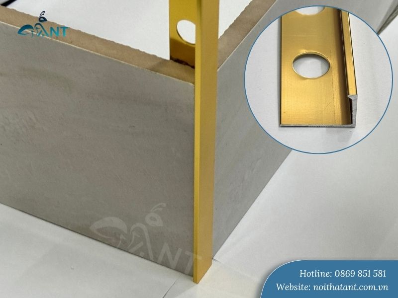 Nẹp nhôm kết thúc sàn gạch, sàn gỗ màu vàng bóng